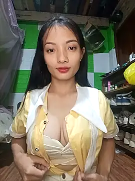 Snapshot of tdtd98 chatting on October 2025 07:02:01 PM tdtd98 online show from October 2025 07:02:01 PM