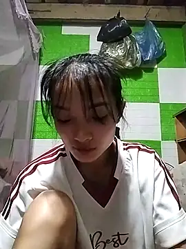 Snapshot of tdtd98 chatting on November 2025 05:02:02 PM tdtd98 online show from November 2025 05:02:02 PM