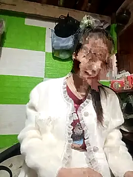 Snapshot of tdtd98 chatting on November 2025 03:40:01 PM tdtd98 online show from November 2025 03:40:01 PM