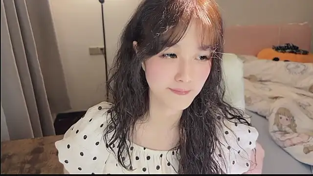 Snapshot of FuFu-puff chatting on November 2025 03:55:01 PM FuFu-puff online show from November 2025 03:55:01 PM