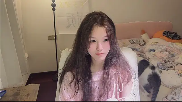 Snapshot of FuFu-puff chatting on November 2025 05:46:02 PM FuFu-puff online show from November 2025 05:46:02 PM