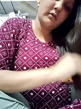 Anushka14321 online show from November 2025 06:20:01 PM