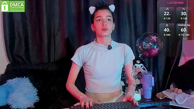 Bluedarkelf888 online show from October 2025 11:02:01 PM