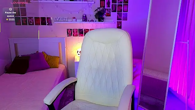 Wander Waves online show from September 2025 08:46:01 PM