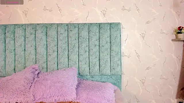 Saya Amaretto1 online show from October 2025 08:44:01 AM