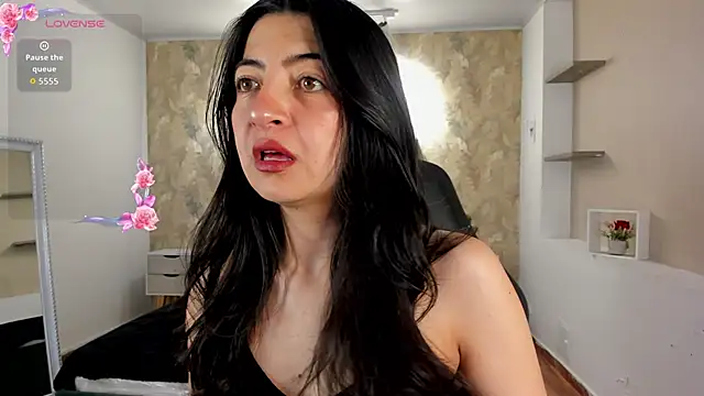 Saya Amaretto1 online show from February 2026 09:13:01 PM