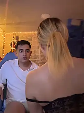 Snapshot of Melissa_coll chatting on December 2025 06:01:02 AM Melissa coll online show from December 2025 06:01:02 AM