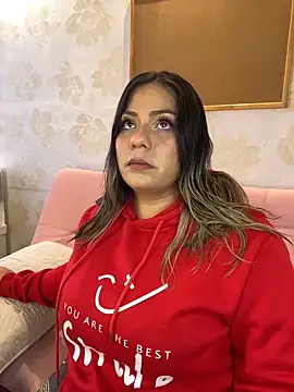 Snapshot of isabella_horney_ chatting on February 2026 12:08:02 PM isabella horney online show from February 2026 12:08:02 PM