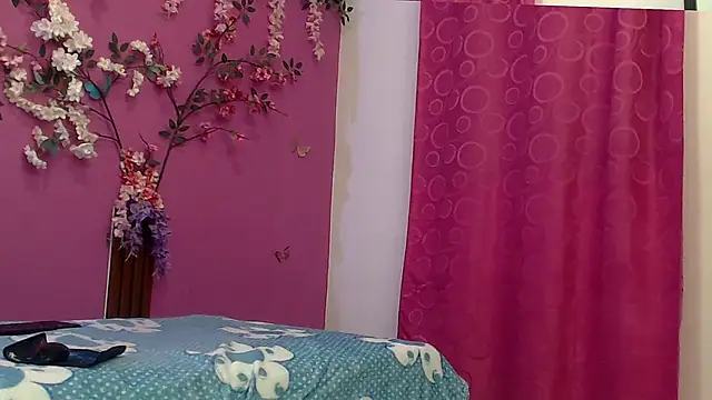 skinnybarbie022 online show from October 2025 01:02:02 AM