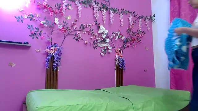 skinnybarbie022 online show from May 2026 12:41:02 AM