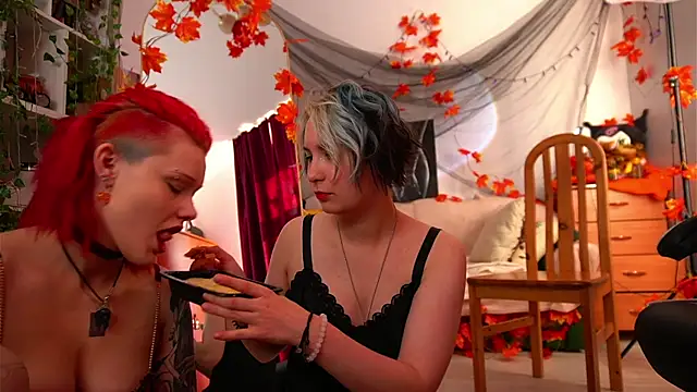 Snapshot of Sova173 chatting on October 2025 08:33:01 AM Sova173 online show from October 2025 08:33:01 AM