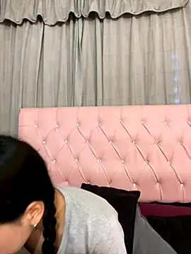 Snapshot of samanthadeluxe1 chatting on October 2025 07:02:01 PM samanthadeluxe1 online show from October 2025 07:02:01 PM