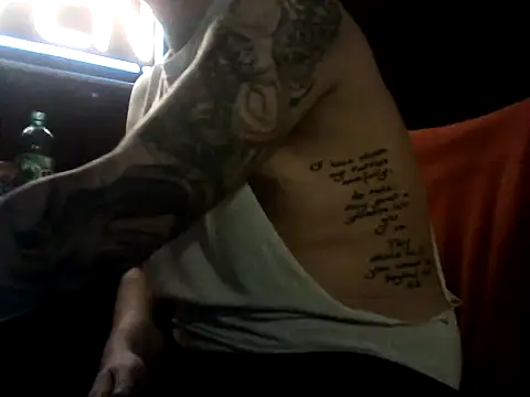 WyattL96 online show from April 2026 10:29:02 PM