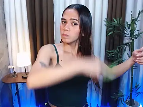 xPrecuioseChesca online show from September 2025 01:34:02 PM