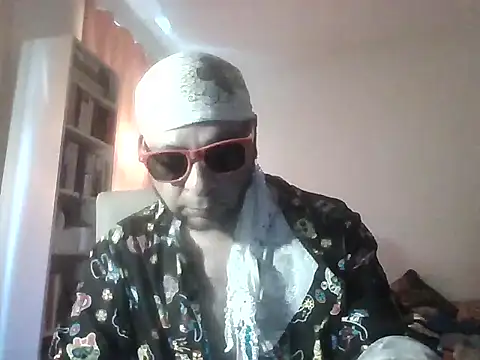 SmokedAlloy2 online show from July 2026 02:15:01 PM