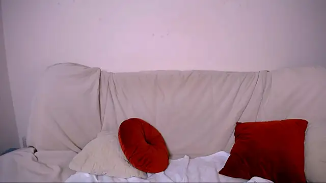 Charlotte Colinss online show from February 2026 04:32:01 AM