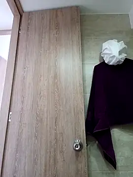 Snapshot of DiosaFortuna chatting on November 2025 01:11:02 PM DiosaFortuna online show from November 2025 01:11:02 PM