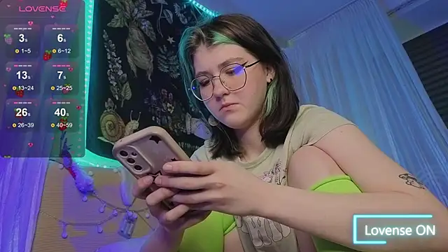 Miko Meow online show from April 2026 11:24:01 AM