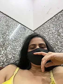 Snapshot of SashaPatel chatting on June 2026 02:45:01 PM SashaPatel online show from June 2026 02:45:01 PM