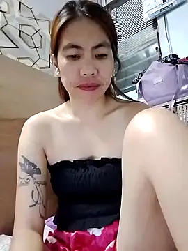 Snapshot of Deliciousgirl14 chatting on November 2025 03:33:02 PM Deliciousgirl14 online show from November 2025 03:33:02 PM