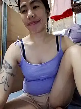 Snapshot of Deliciousgirl14 chatting on November 2025 03:31:02 AM Deliciousgirl14 online show from November 2025 03:31:02 AM