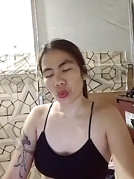 Snapshot of Deliciousgirl14 chatting on February 2026 03:32:01 PM Deliciousgirl14 online show from February 2026 03:32:01 PM