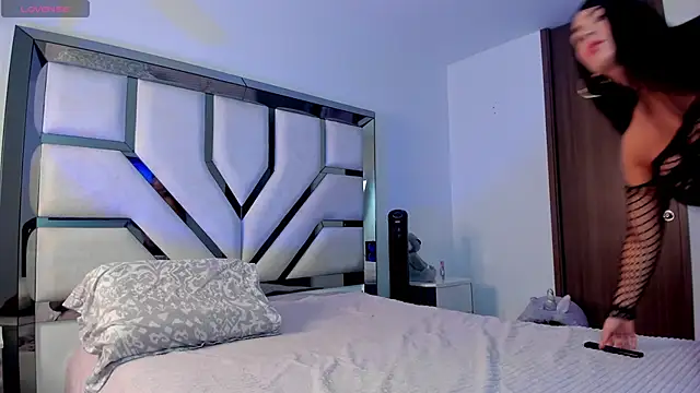 Snapshot of Michelle_Ferrerr chatting on December 2025 11:15:02 AM Michelle Ferrerr online show from December 2025 11:15:02 AM