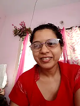 Snapshot of thanusi_2 chatting on September 2025 06:24:02 AM thanusi 2 online show from September 2025 06:24:02 AM