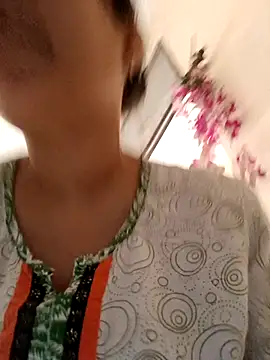 Snapshot of thanusi_2 chatting on September 2025 07:10:02 AM thanusi 2 online show from September 2025 07:10:02 AM