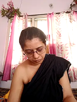 Snapshot of thanusi_2 chatting on October 2025 07:20:02 AM thanusi 2 online show from October 2025 07:20:02 AM