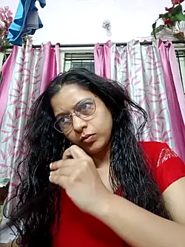 Snapshot of thanusi_2 chatting on October 2025 04:47:01 PM thanusi 2 online show from October 2025 04:47:01 PM