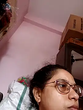 Snapshot of thanusi_2 chatting on October 2025 06:50:02 AM thanusi 2 online show from October 2025 06:50:02 AM