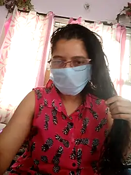 Snapshot of thanusi_2 chatting on January 2026 04:27:02 AM thanusi 2 online show from January 2026 04:27:02 AM