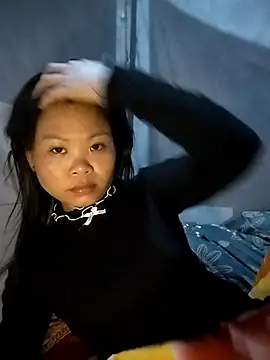 LinhNa999 online show from February 2026 01:34:01 AM