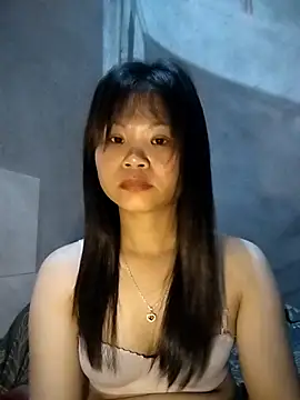 LinhNa999 online show from March 2026 12:44:02 PM