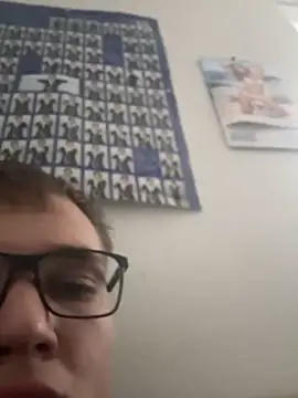 Snapshot of Levin_geil chatting on October 2025 02:45:02 PM Levin geil online show from October 2025 02:45:02 PM