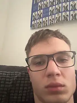 Snapshot of Levin_geil chatting on February 2026 01:01:02 PM Levin geil online show from February 2026 01:01:02 PM