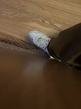 Manu97k online show from October 2025 04:05:02 PM