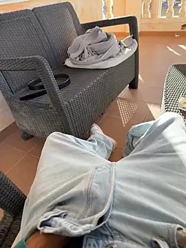 Snapshot of Manu97k chatting on November 2025 09:10:02 AM Manu97k online show from November 2025 09:10:02 AM