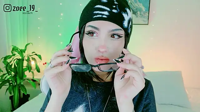 cuteezoe online show from May 2026 04:06:02 AM