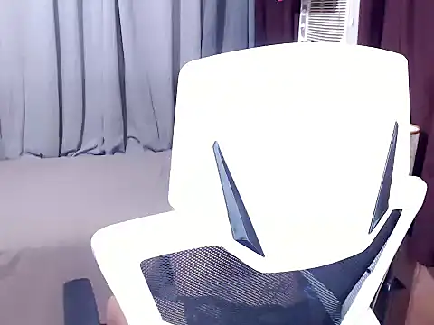 Sassy-Margaux online show from October 2025 03:36:02 PM