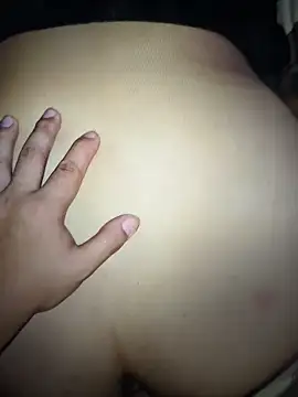 Snapshot of CarlaLZ chatting on April 2026 07:52:02 PM CarlaLZ online show from April 2026 07:52:02 PM