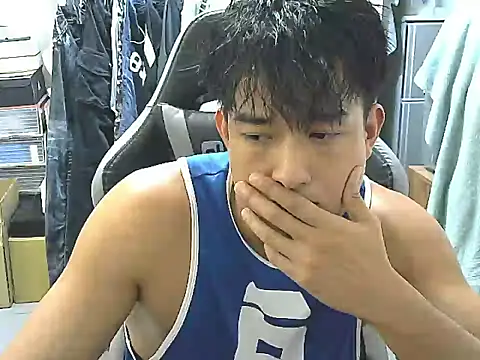 Snapshot of hunterXhan chatting on November 2025 02:21:01 PM hunterXhan online show from November 2025 02:21:01 PM