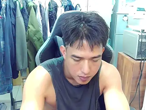 Snapshot of hunterXhan chatting on March 2026 01:47:01 PM hunterXhan online show from March 2026 01:47:01 PM