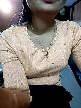 Snapshot of Vaani_Actress chatting on November 2025 03:01:02 PM Vaani Actress online show from November 2025 03:01:02 PM