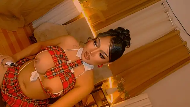 Lilly-lou online show from May 2026 01:19:01 PM