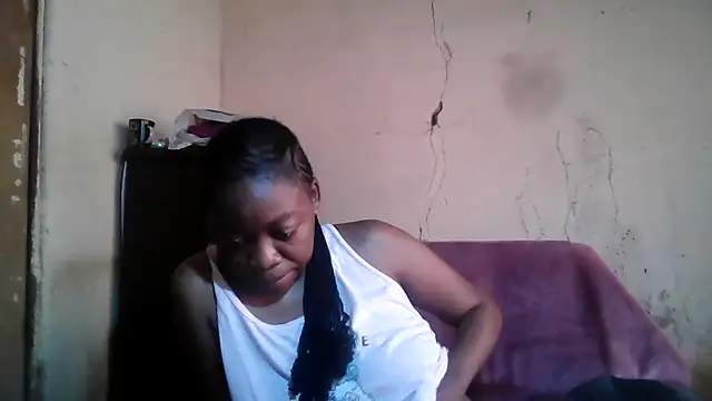 Snapshot of sexyhotchic93 chatting on September 2025 06:15:01 AM sexyhotchic93 online show from September 2025 06:15:01 AM