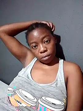 Snapshot of sexyhotchic93 chatting on October 2025 07:19:02 PM sexyhotchic93 online show from October 2025 07:19:02 PM