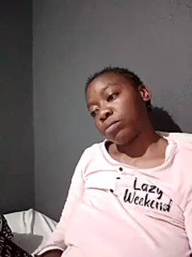 Snapshot of sexyhotchic93 chatting on October 2025 10:11:01 PM sexyhotchic93 online show from October 2025 10:11:01 PM