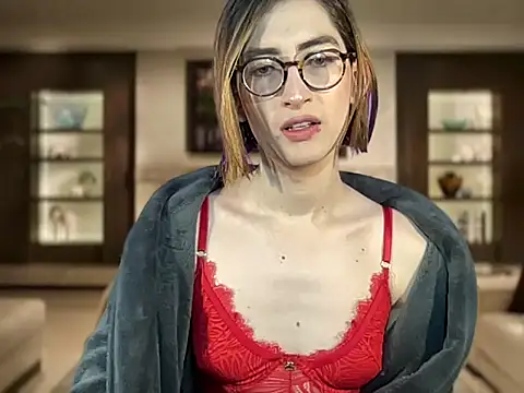 Snapshot of rousseblossom chatting on October 2025 01:17:02 AM rousseblossom online show from October 2025 01:17:02 AM